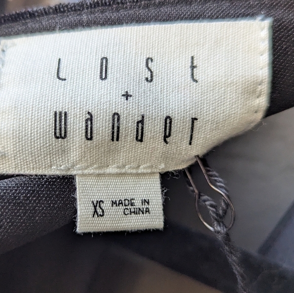 NWT Lost + Wander Genevieve Black Velvet Embroidered Romper Size XS - Picture 11 of 14